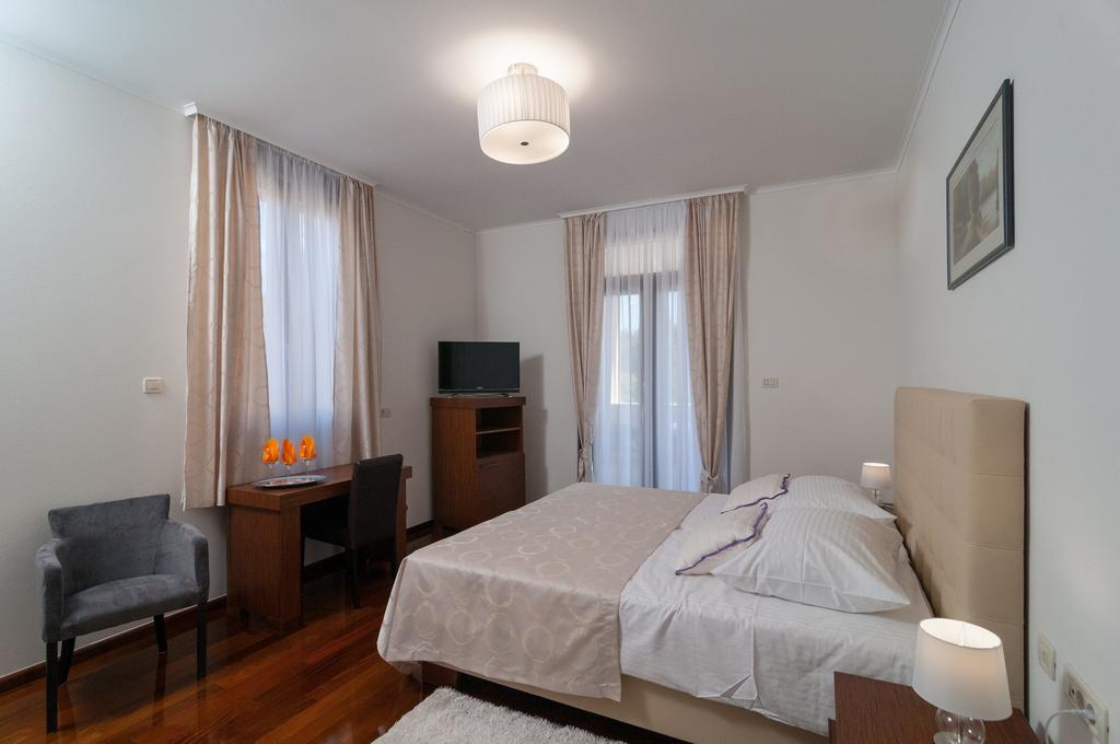 Luxury Rooms Near The Beach3 Split Exterior photo